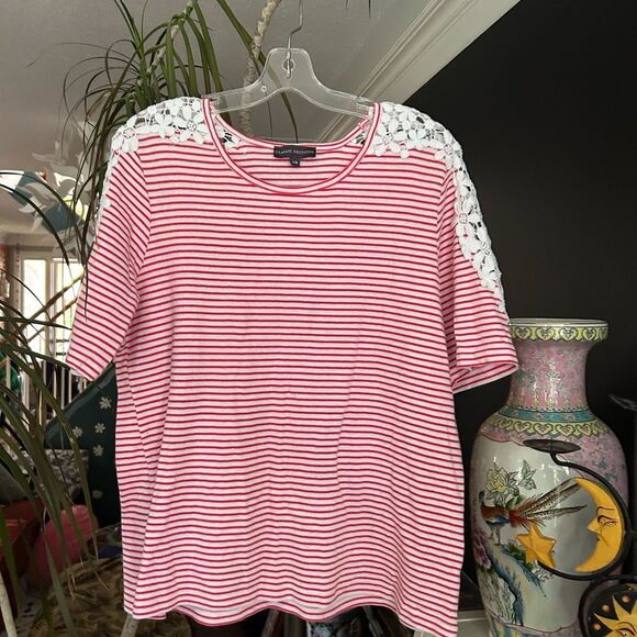 Classic Editions Chic Striped Red and White Tee with Lace Details L - Picture 13 of 16